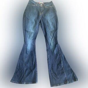 Pre Owned Women's Juniors Vibe & Rant Flared Jeans Sz 5 W27 SOHO BOHO Stylish